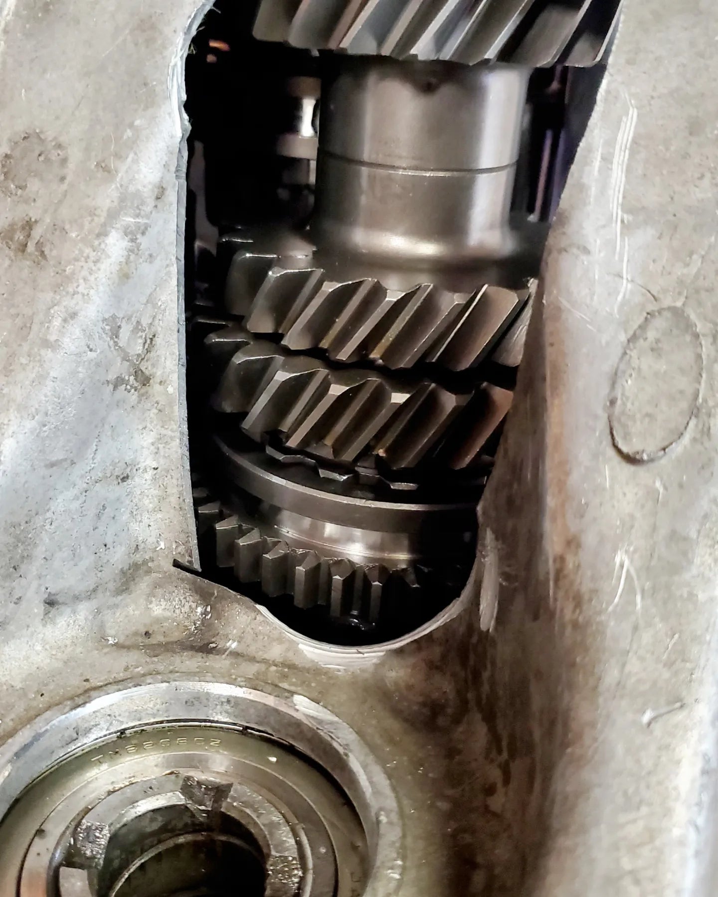 B SERIES FWD DOG BOX